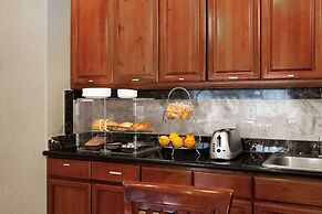 Howard Johnson Hotel & Suites by Wyndham Pico Rivera