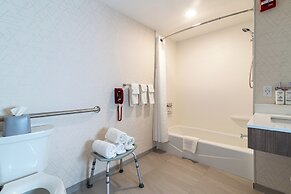 Holiday Inn Express Hotel & Suites Seabrook by IHG