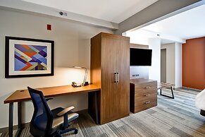 Holiday Inn Express & Suites Schererville by IHG