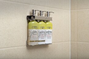 Staybridge Suites Greenville I-85 Woodruff Road by IHG