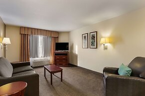 MainStay Suites Fitchburg - Madison