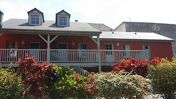 Zenitude Hôtel - Résidences Les Jardins de Lourdes