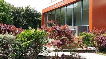 Zenitude Hôtel - Résidences Les Jardins de Lourdes