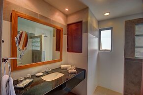Riviera Maya Suites