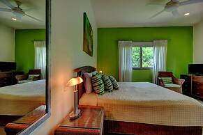 Riviera Maya Suites
