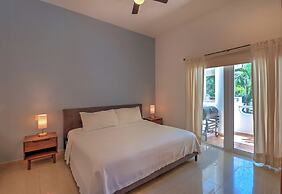 Riviera Maya Suites