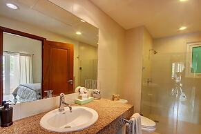 Riviera Maya Suites