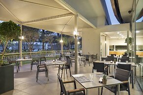 Nirvana Cosmopolitan