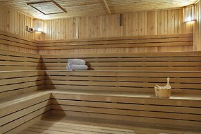 Nirvana Cosmopolitan