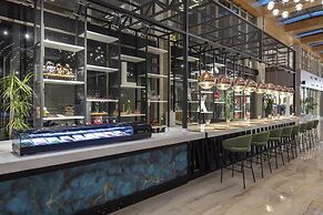 Nirvana Cosmopolitan