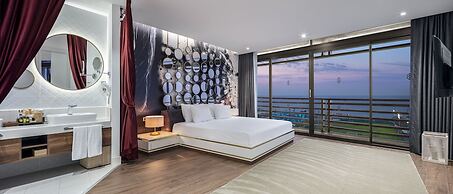 Nirvana Cosmopolitan