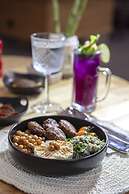 Nirvana Cosmopolitan