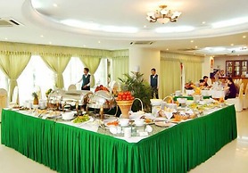 Bamboo Green Central Hotel