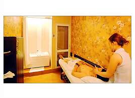 Bamboo Green Central Hotel