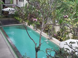 Aniniraka Resort & Spa