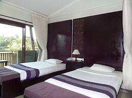 Aniniraka Resort & Spa