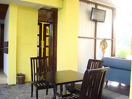 Aniniraka Resort & Spa