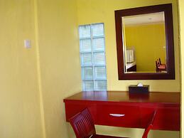 Aniniraka Resort & Spa