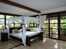 Aniniraka Resort & Spa