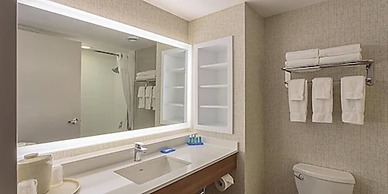 Holiday Inn Express & Suites Belleville by IHG