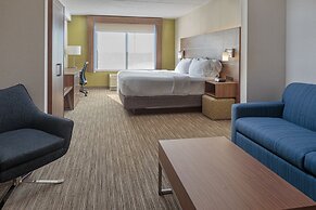 Holiday Inn Express & Suites Belleville by IHG