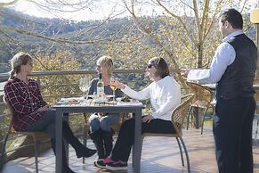 The Sebel Pinnacle Valley Resort