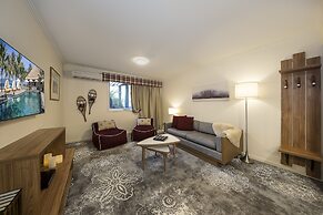 The Sebel Pinnacle Valley Resort