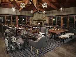 The Sebel Pinnacle Valley Resort