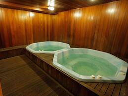 The Sebel Pinnacle Valley Resort