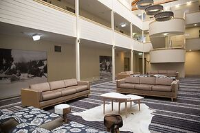 The Sebel Pinnacle Valley Resort