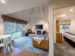 The Sebel Pinnacle Valley Resort