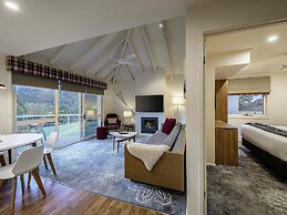 The Sebel Pinnacle Valley Resort
