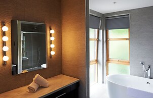 Lodge on Loch Lomond Hotel