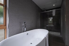 Lodge on Loch Lomond Hotel