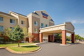 Fairfield Inn & Suites by Marriott Detroit Metro Airport Romulus