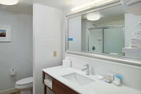 Hampton Inn & Suites Rogers