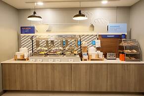 Holiday Inn Express & Suites Sioux City - Southern Hills by IHG
