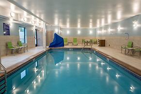 Holiday Inn Express & Suites Sioux City - Southern Hills by IHG
