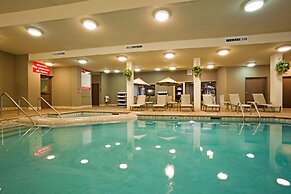 Holiday Inn Express & Suites Eau Claire North by IHG