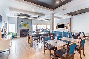 Holiday Inn Express & Suites Eau Claire North by IHG