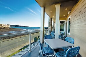 Oxford Suites Silverdale