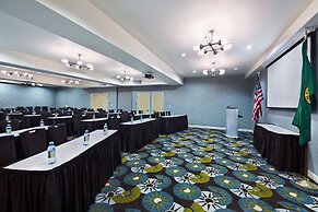 Oxford Suites Silverdale