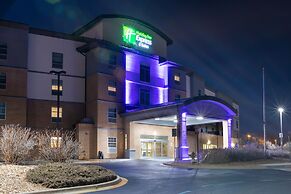 Holiday Inn Express & Suites Englewood Denver South by IHG