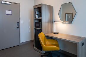 Holiday Inn Express & Suites Englewood Denver South by IHG