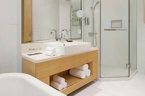 Renaissance Shanghai Yu Garden Hotel on the Bund