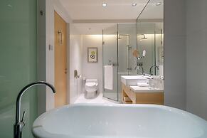 Renaissance Shanghai Yu Garden Hotel on the Bund