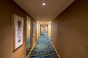 Renaissance Shanghai Yu Garden Hotel on the Bund