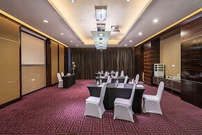 Renaissance Shanghai Yu Garden Hotel on the Bund