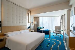 Renaissance Shanghai Yu Garden Hotel on the Bund