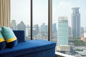 Renaissance Shanghai Yu Garden Hotel on the Bund